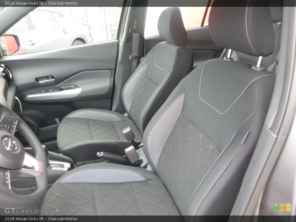 Charcoal Interior Photo for the 2018 Nissan Kicks SR #128457913