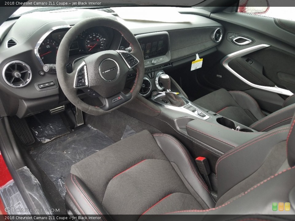 Jet Black Interior Photo for the 2018 Chevrolet Camaro ZL1 Coupe #128460011