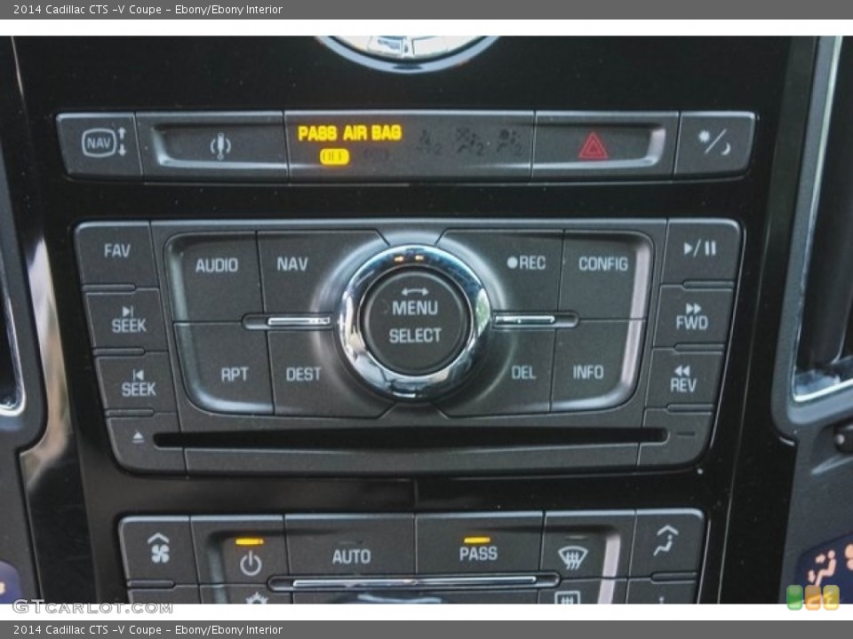 Ebony/Ebony Interior Controls for the 2014 Cadillac CTS -V Coupe #128533403