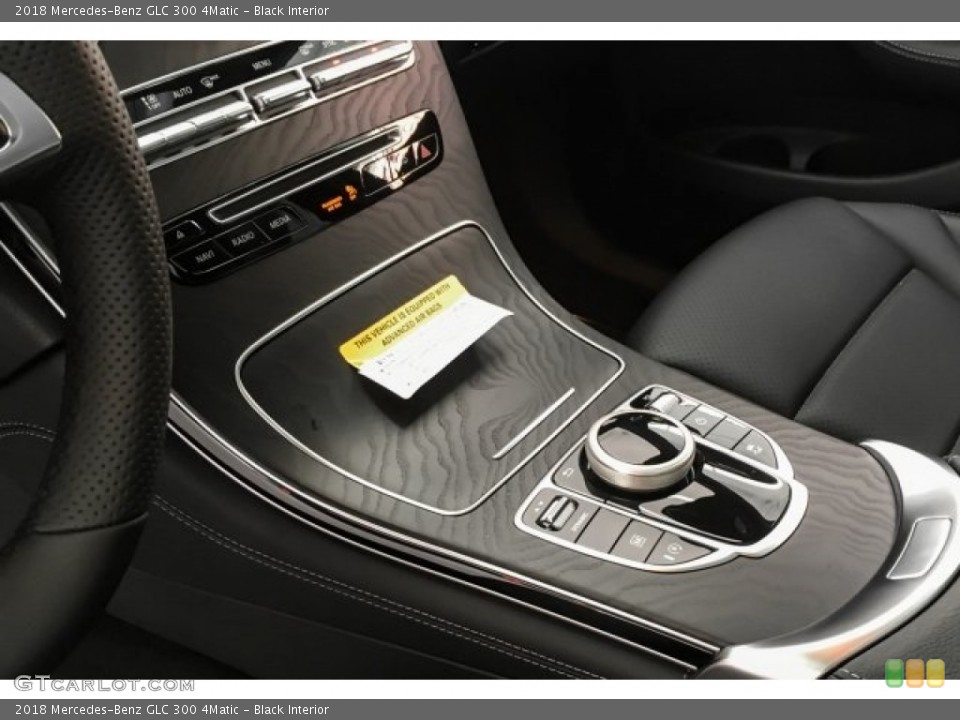 Black Interior Controls for the 2018 Mercedes-Benz GLC 300 4Matic #128535321