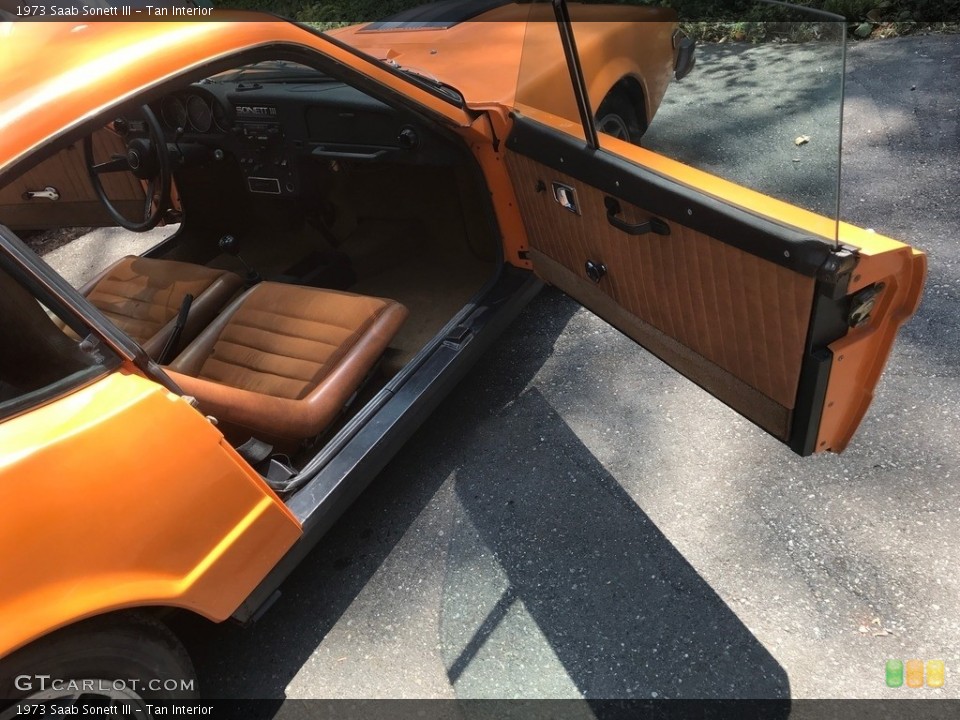 Tan Interior Front Seat for the 1973 Saab Sonett III #128537919