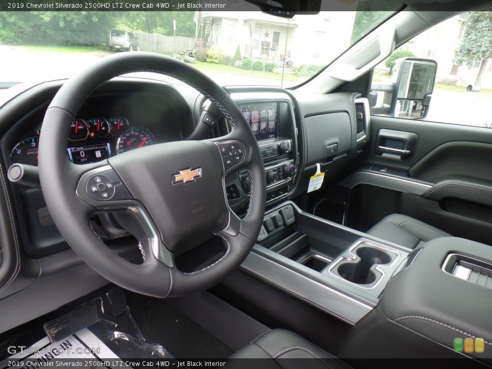 Jet Black Interior Dashboard for the 2019 Chevrolet Silverado 2500HD LTZ Crew Cab 4WD #128561143