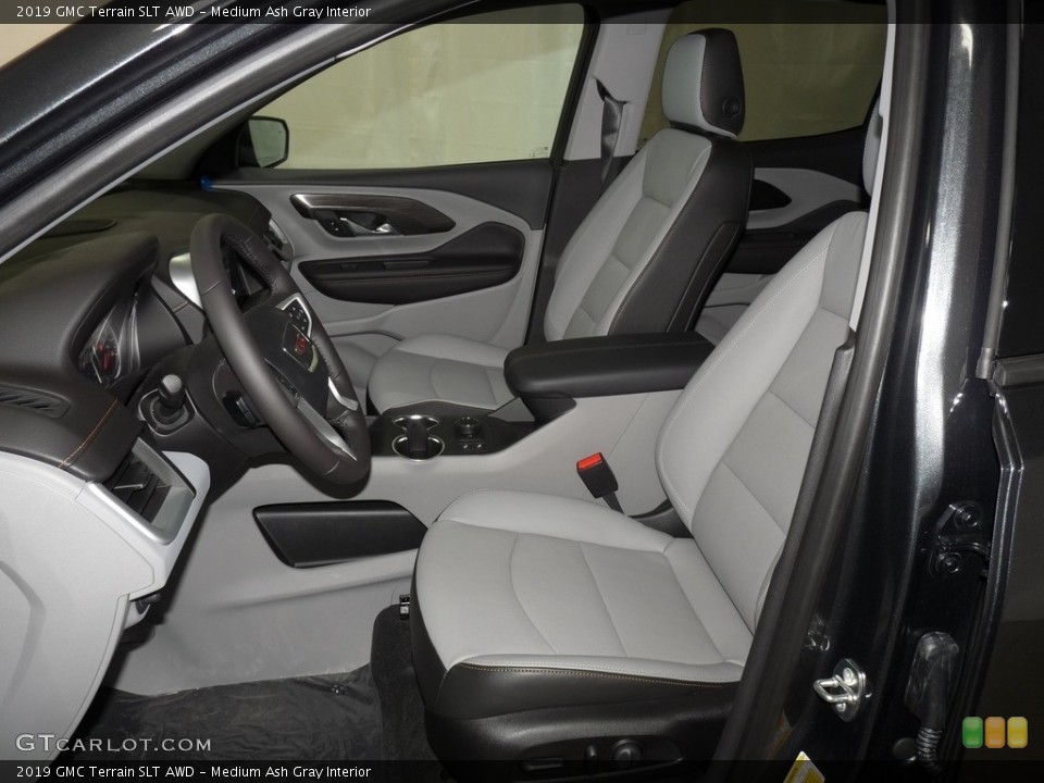 Medium Ash Gray Interior Photo for the 2019 GMC Terrain SLT AWD #128567219