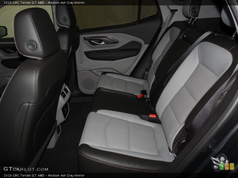 Medium Ash Gray Interior Rear Seat for the 2019 GMC Terrain SLT AWD #128567237