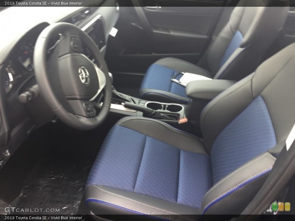 Vivid Blue Interior Photo for the 2019 Toyota Corolla SE #128614080