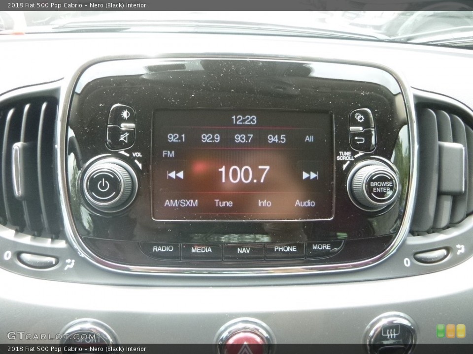 Nero (Black) Interior Controls for the 2018 Fiat 500 Pop Cabrio #128623809