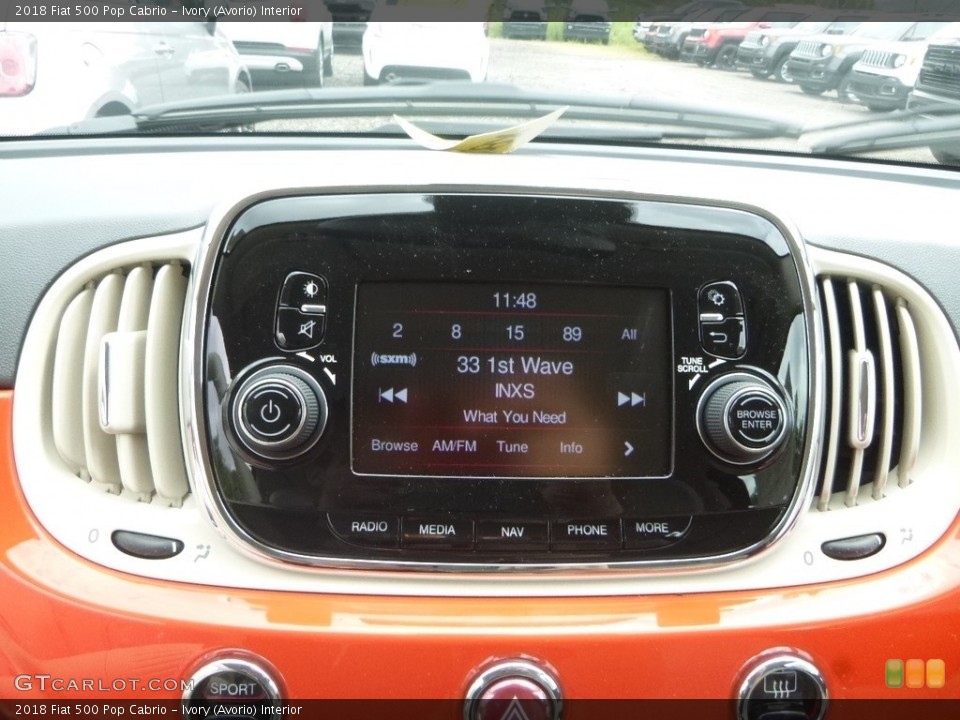 Ivory (Avorio) Interior Controls for the 2018 Fiat 500 Pop Cabrio #128624656