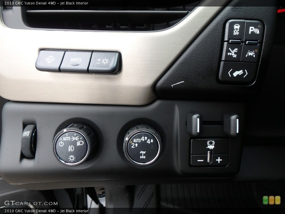 Jet Black Interior Controls for the 2019 GMC Yukon Denali 4WD #128697027