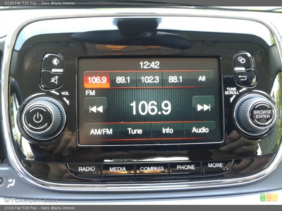Nero (Black) Interior Controls for the 2018 Fiat 500 Pop #128715985