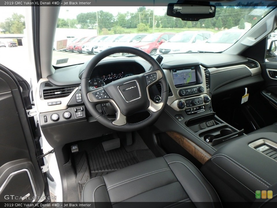 Jet Black Interior Photo for the 2019 GMC Yukon XL Denali 4WD #128716669