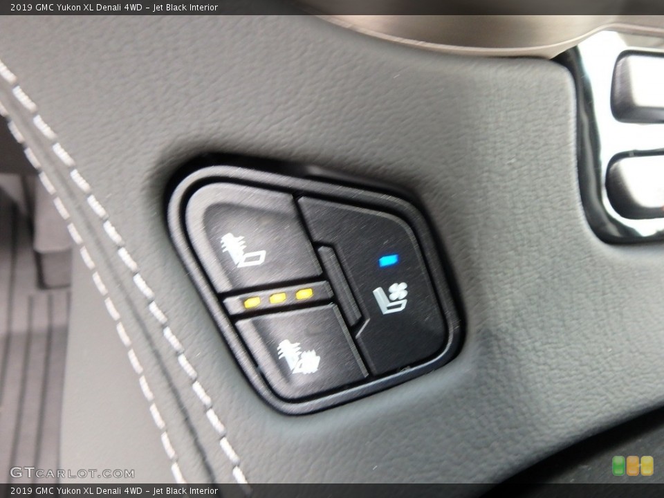Jet Black Interior Controls for the 2019 GMC Yukon XL Denali 4WD #128716702