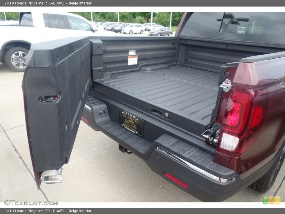 Beige 2019 Honda Ridgeline Interiors