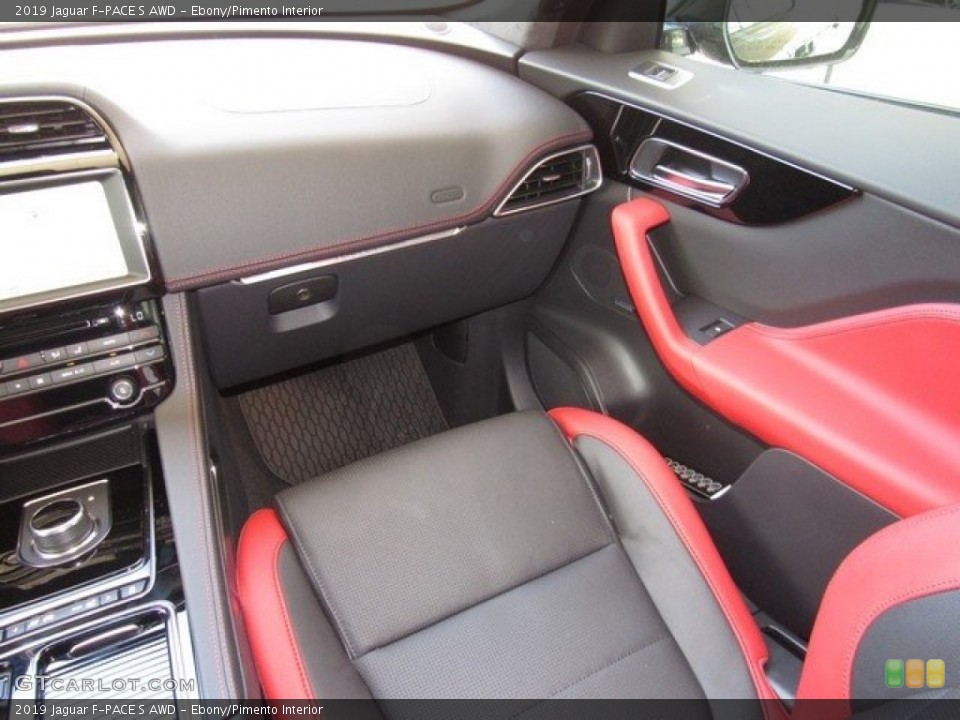 Ebony/Pimento Interior Dashboard for the 2019 Jaguar F-PACE S AWD #128735441