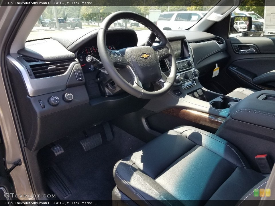 Jet Black Interior Photo for the 2019 Chevrolet Suburban LT 4WD #128744757