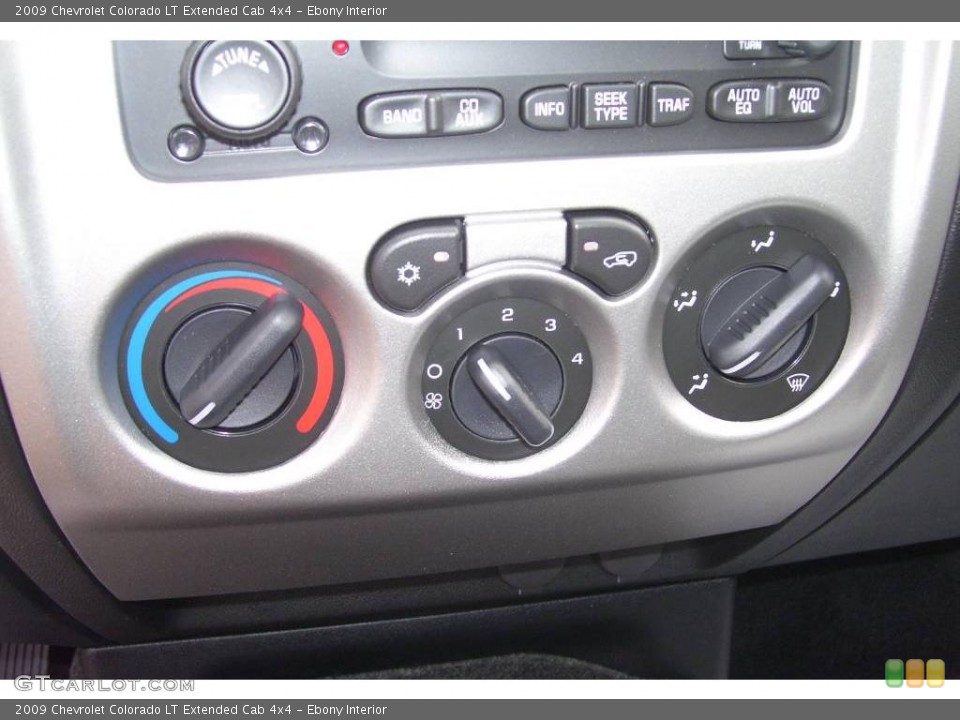 Ebony Interior Controls for the 2009 Chevrolet Colorado LT Extended Cab 4x4 #12875608
