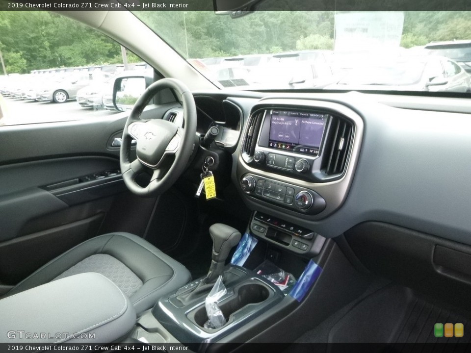 Jet Black Interior Photo for the 2019 Chevrolet Colorado Z71 Crew Cab 4x4 #128793540