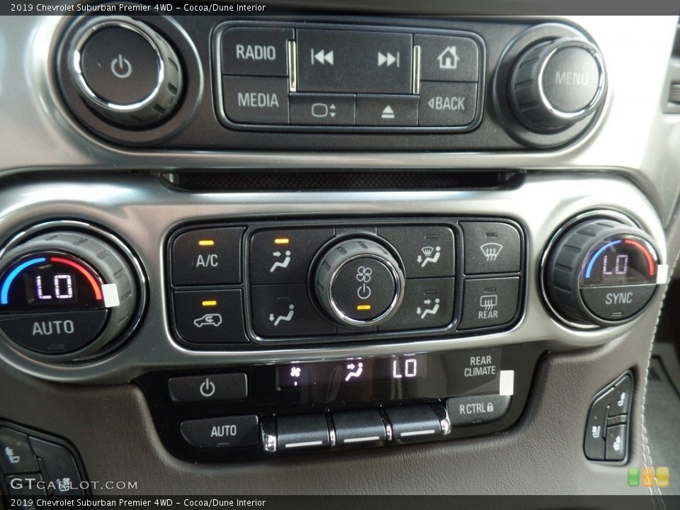 Cocoa/Dune Interior Controls for the 2019 Chevrolet Suburban Premier 4WD #128816894
