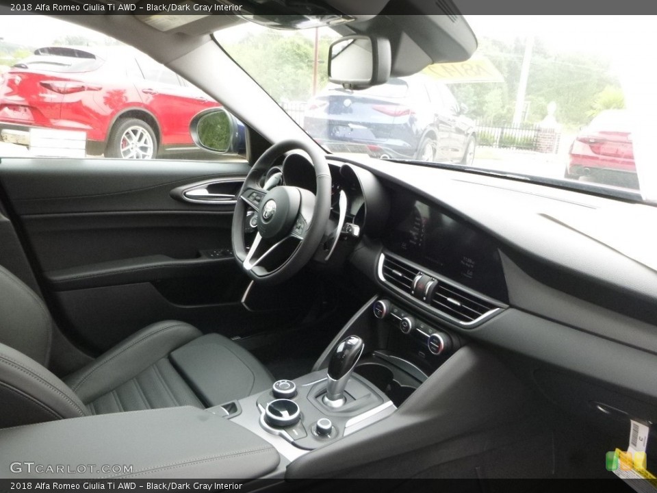 Black/Dark Gray Interior Dashboard for the 2018 Alfa Romeo Giulia Ti AWD #128868511