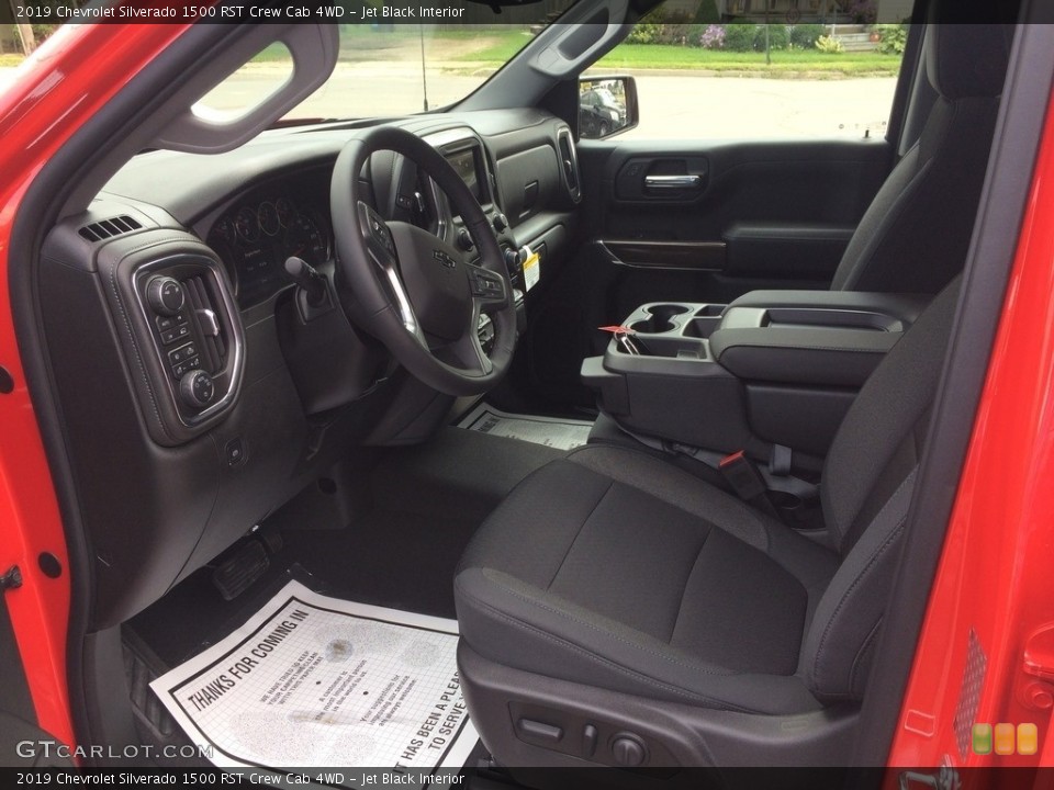 Jet Black Interior Photo for the 2019 Chevrolet Silverado 1500 RST Crew Cab 4WD #128875021