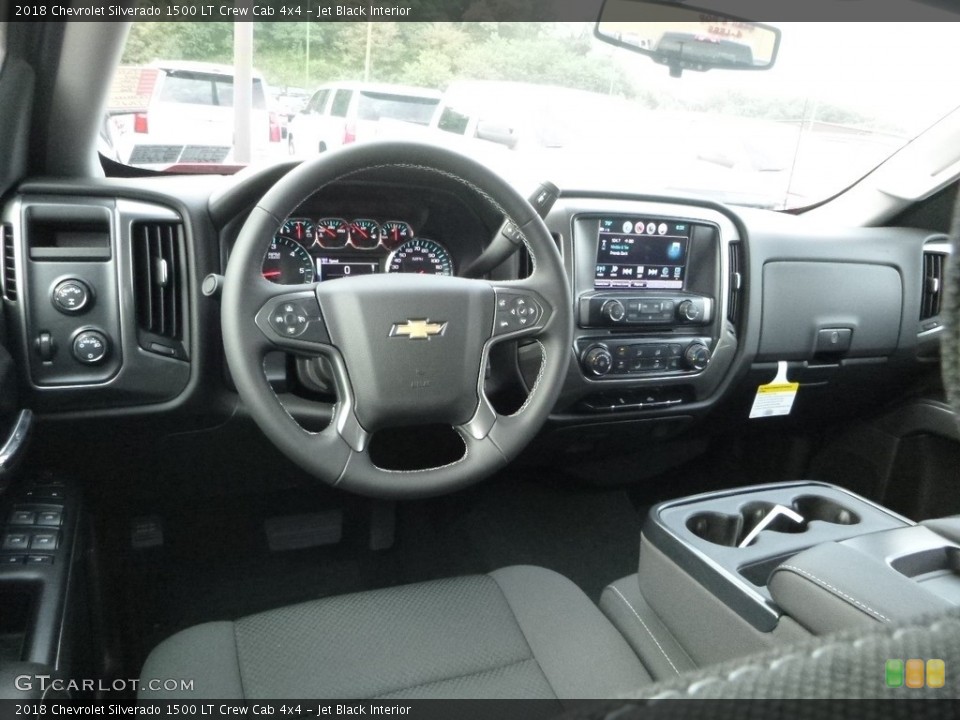 Jet Black Interior Dashboard for the 2018 Chevrolet Silverado 1500 LT Crew Cab 4x4 #128888668