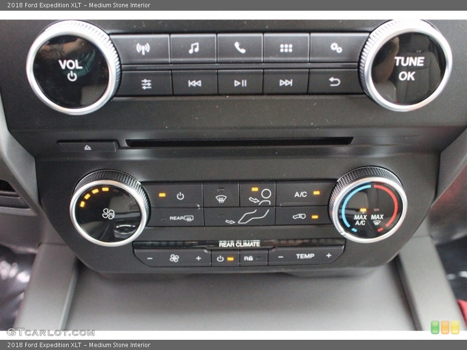 Medium Stone Interior Controls for the 2018 Ford Expedition XLT #128897305