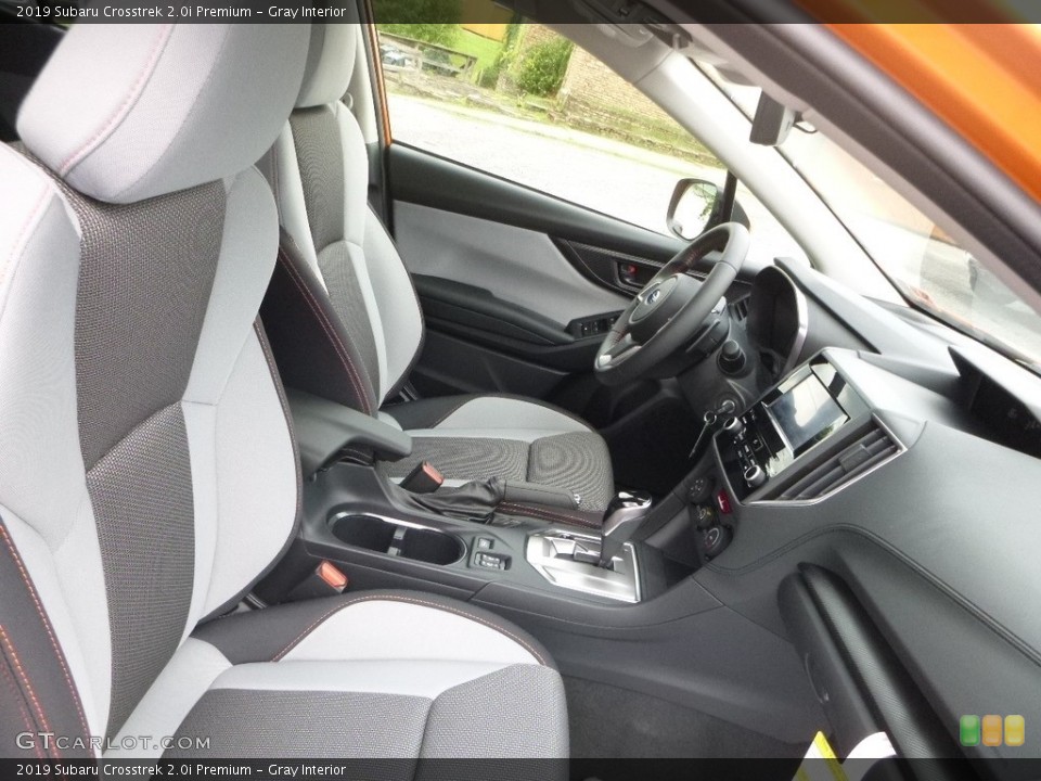 Gray Interior Photo for the 2019 Subaru Crosstrek 2.0i Premium #128906929