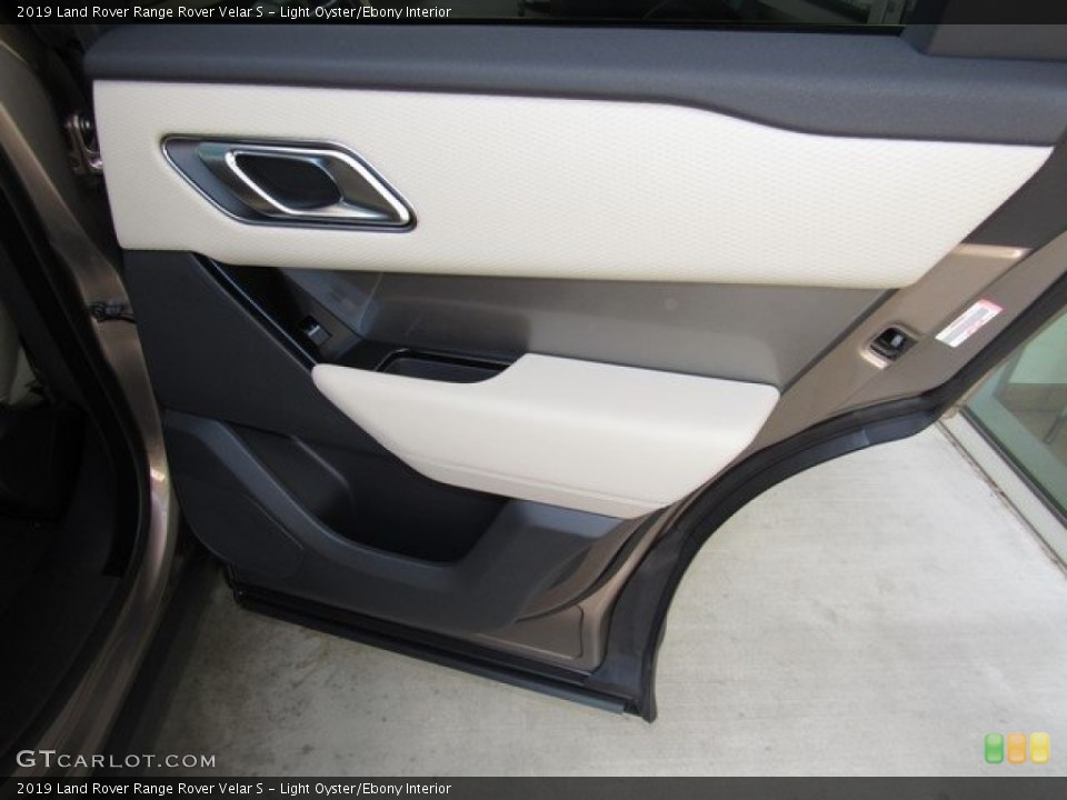 Light Oyster/Ebony Interior Door Panel for the 2019 Land Rover Range Rover Velar S #128953563