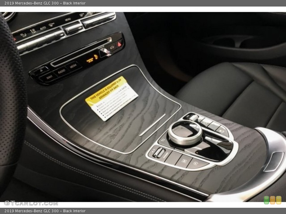 Black Interior Controls for the 2019 Mercedes-Benz GLC 300 #129015996