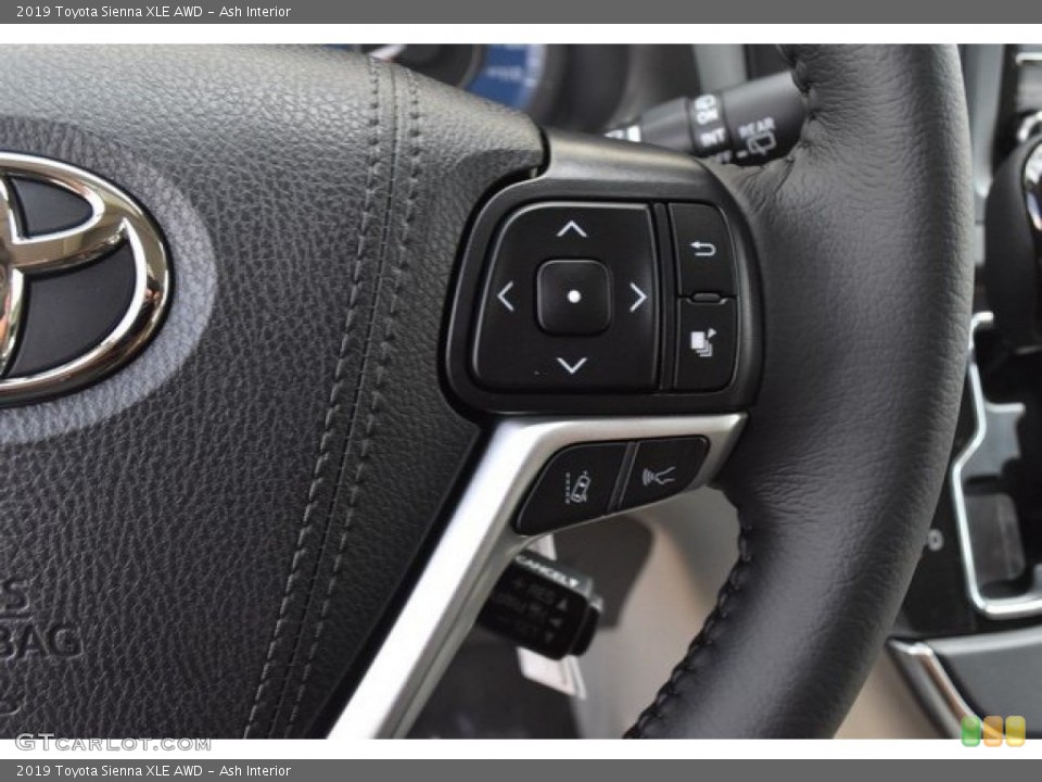 Ash Interior Steering Wheel for the 2019 Toyota Sienna XLE AWD #129024507