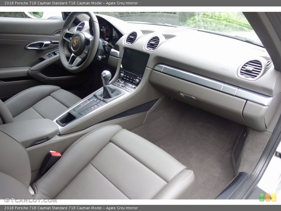 Agate Grey Interior Dashboard for the 2018 Porsche 718 Cayman  #129028596