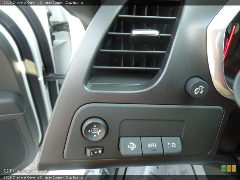 Gray Interior Controls for the 2019 Chevrolet Corvette Stingray Coupe #129030638