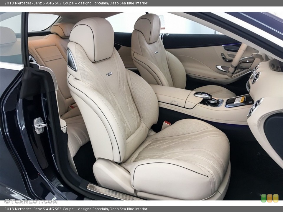designo Porcelain/Deep Sea Blue Interior Photo for the 2018 Mercedes-Benz S AMG S63 Coupe #129033519