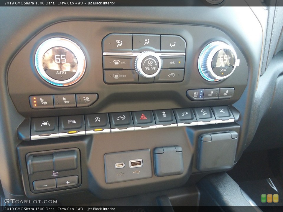 Jet Black Interior Controls for the 2019 GMC Sierra 1500 Denali Crew Cab 4WD #129076830