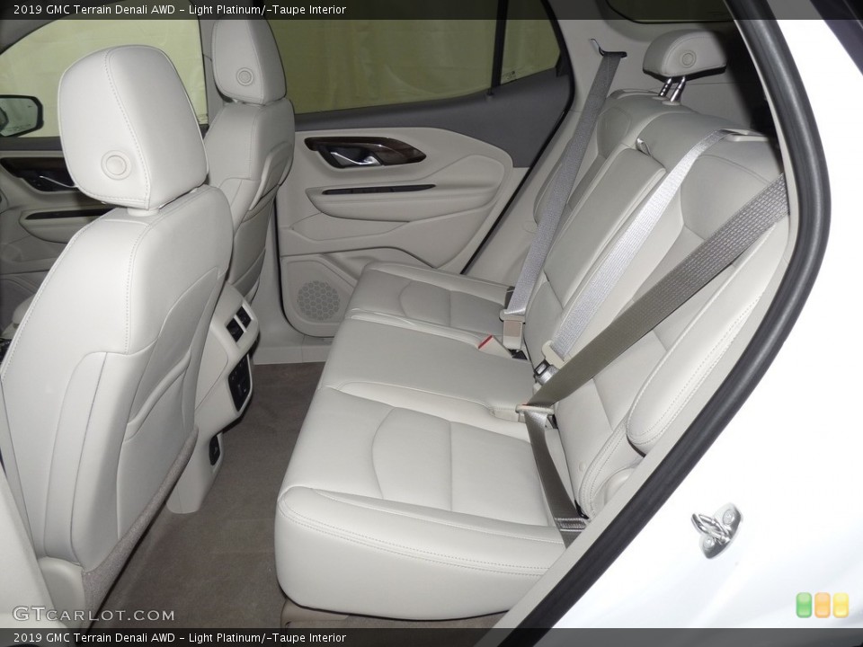 Light Platinum/­Taupe Interior Rear Seat for the 2019 GMC Terrain Denali AWD #129097152