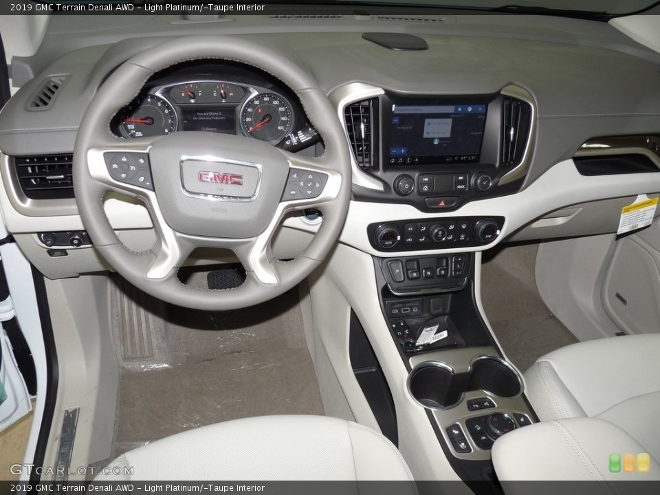 Light Platinum/­Taupe Interior Dashboard for the 2019 GMC Terrain Denali AWD #129097185