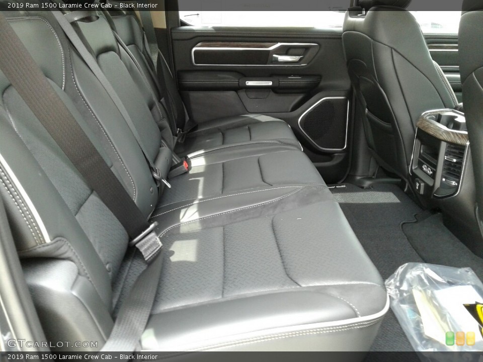 Black Interior Rear Seat for the 2019 Ram 1500 Laramie Crew Cab #129112518