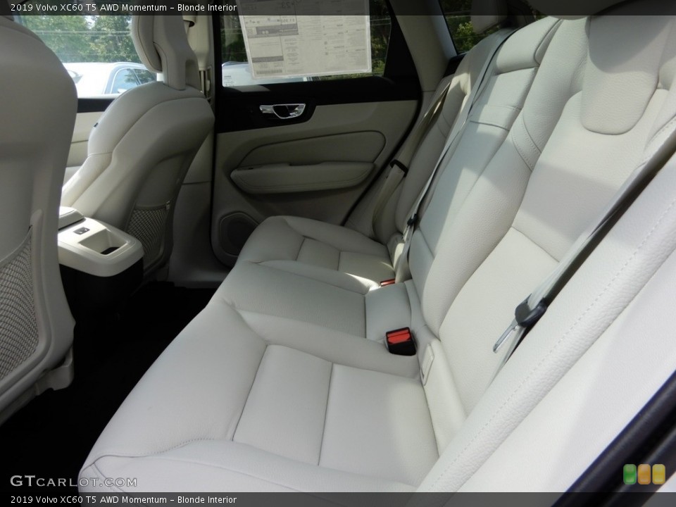 Blonde Interior Rear Seat for the 2019 Volvo XC60 T5 AWD Momentum #129115350