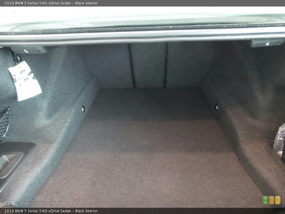 Black Interior Trunk for the 2019 BMW 5 Series 540i xDrive Sedan #129134546