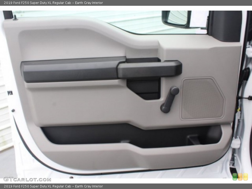 Earth Gray Interior Door Panel for the 2019 Ford F250 Super Duty XL Regular Cab #129135287
