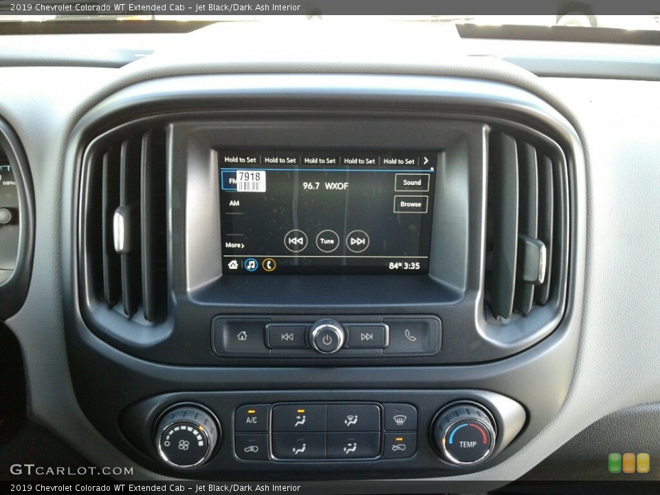 Jet Black/Dark Ash Interior Controls for the 2019 Chevrolet Colorado WT Extended Cab #129156318
