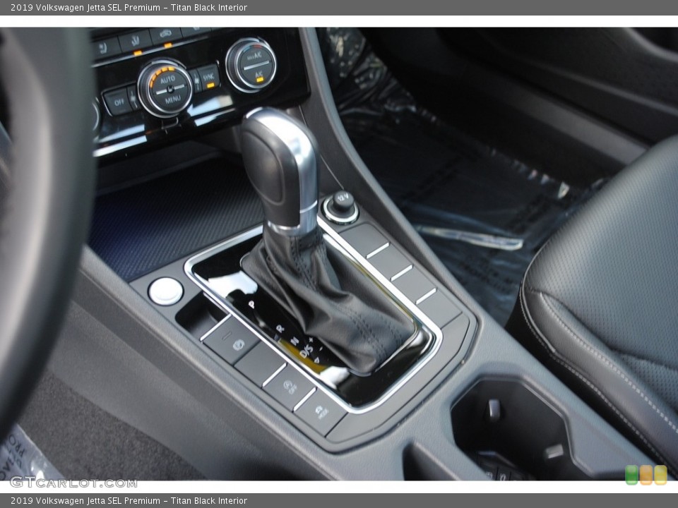 Titan Black Interior Transmission for the 2019 Volkswagen Jetta SEL Premium #129157380