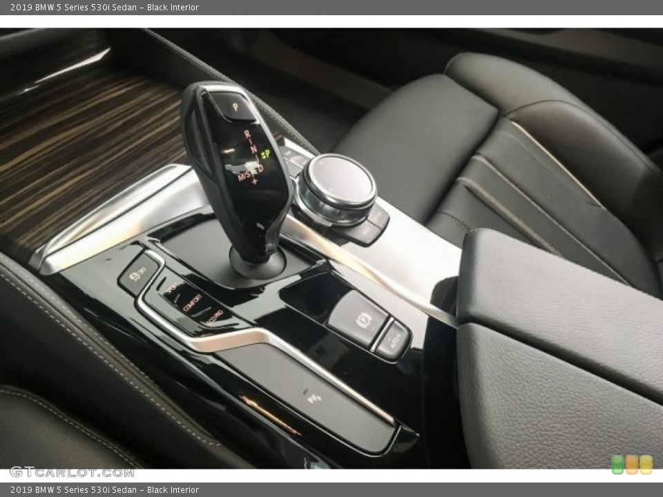 Black Interior Transmission for the 2019 BMW 5 Series 530i Sedan #129183924