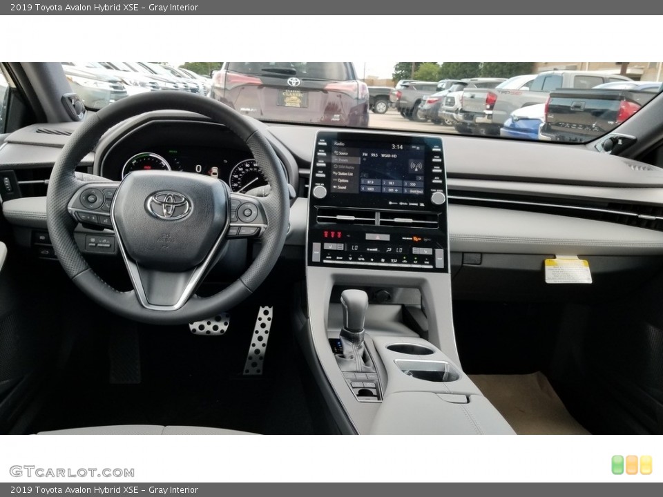 Gray Interior Dashboard for the 2019 Toyota Avalon Hybrid XSE #129192764