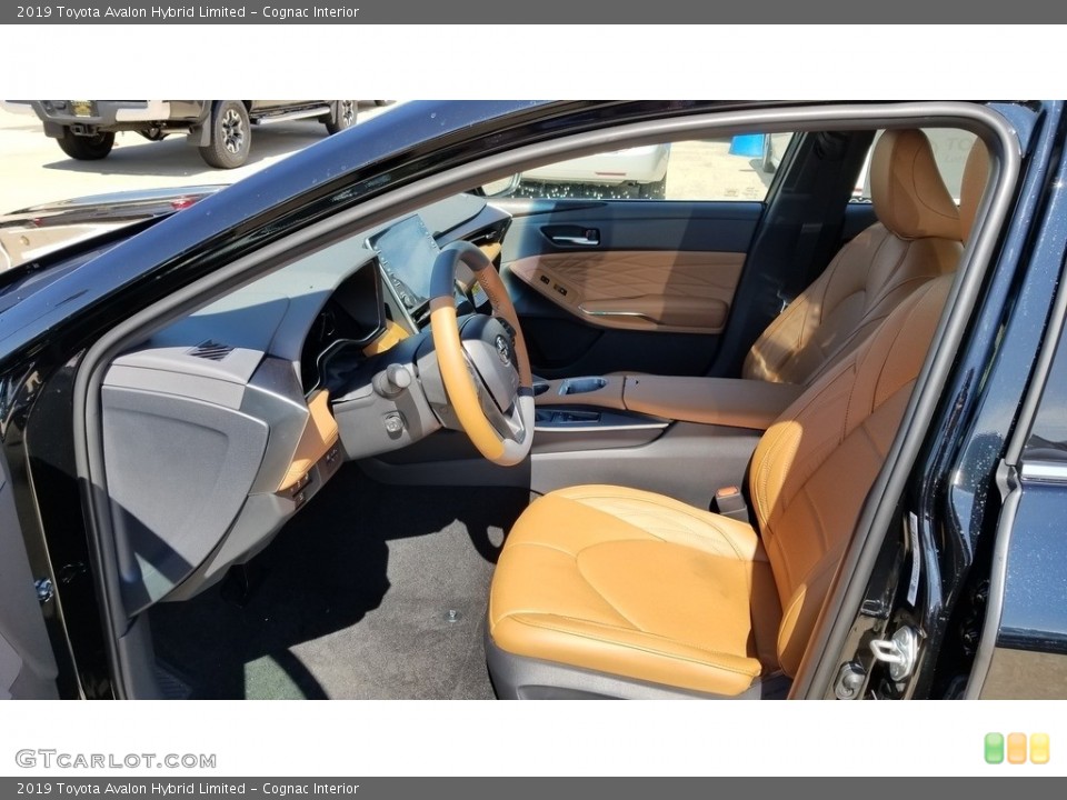 Cognac Interior Photo for the 2019 Toyota Avalon Hybrid Limited #129193979