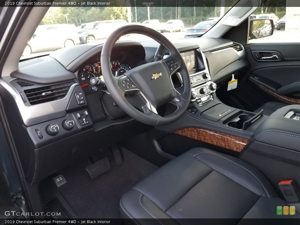 Jet Black Interior Photo for the 2019 Chevrolet Suburban Premier 4WD #129203366