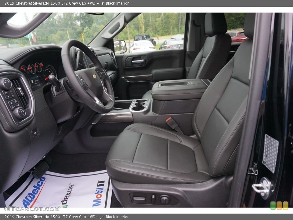 Jet Black Interior Photo for the 2019 Chevrolet Silverado 1500 LTZ Crew Cab 4WD #129218980