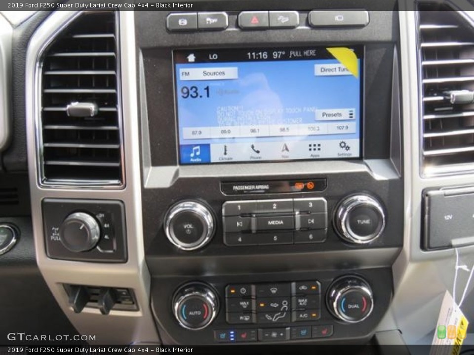 Black Interior Controls for the 2019 Ford F250 Super Duty Lariat Crew Cab 4x4 #129228580