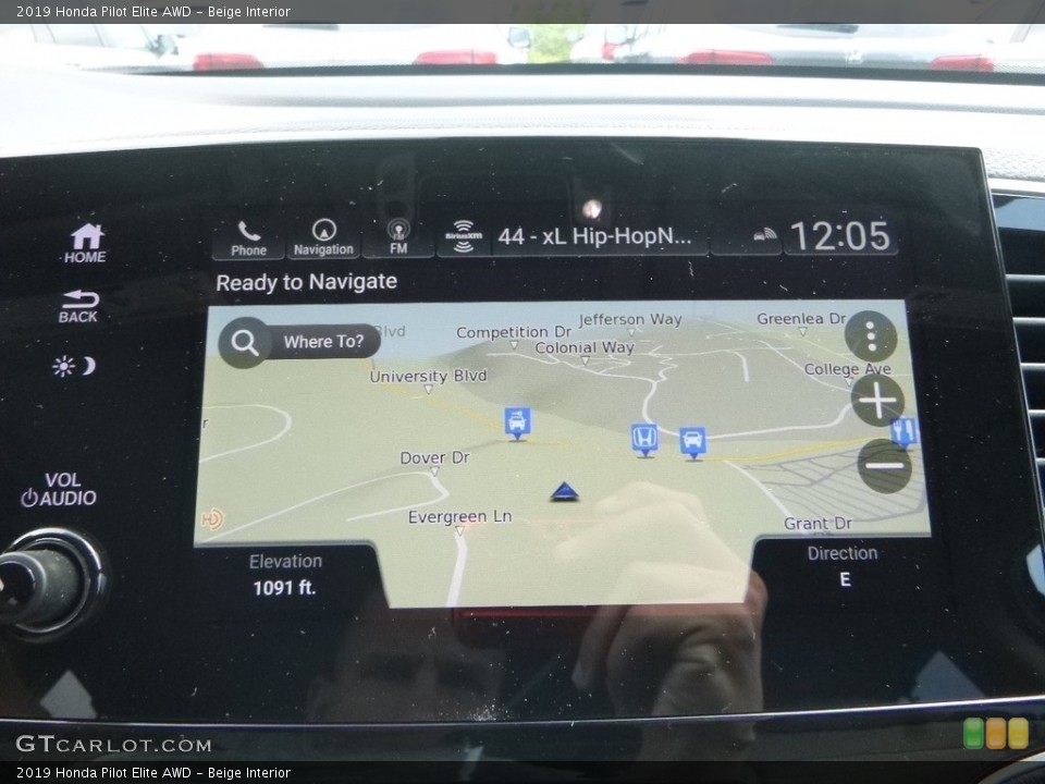 Beige Interior Navigation for the 2019 Honda Pilot Elite AWD #129235905