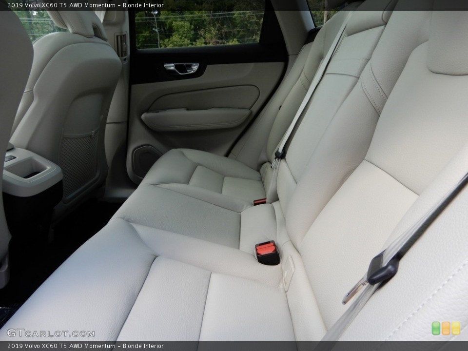 Blonde Interior Rear Seat for the 2019 Volvo XC60 T5 AWD Momentum #129252339