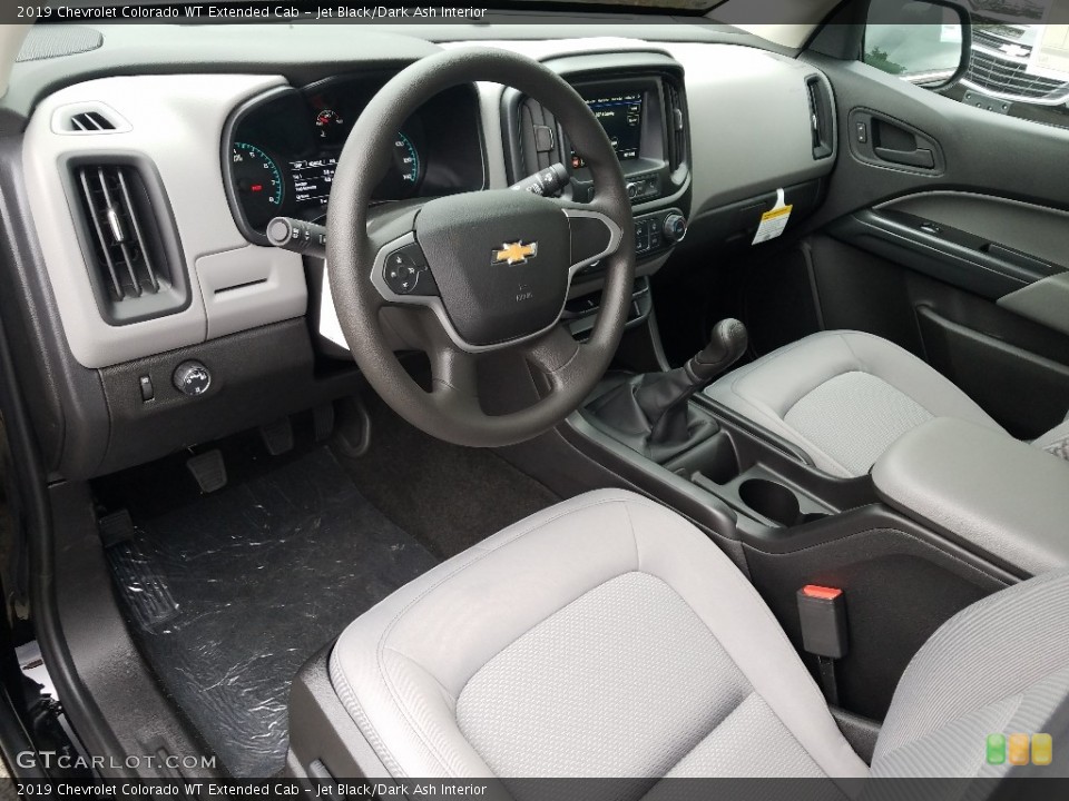 Jet Black/Dark Ash Interior Photo for the 2019 Chevrolet Colorado WT Extended Cab #129259982